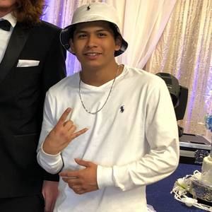 Meet your Posher, Roberto